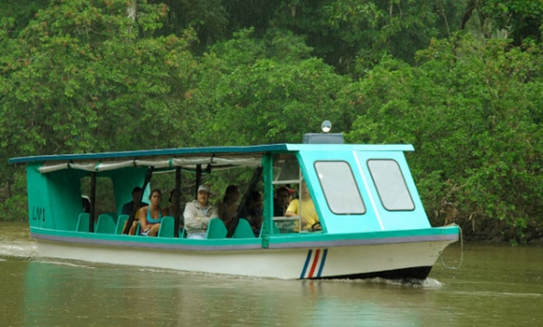 Paseo en bote por Río Sarapiqui